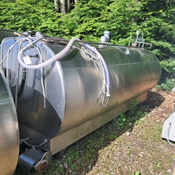 1 stk. brugt "Røka" køletank 400x150x200 cm. Tank 7